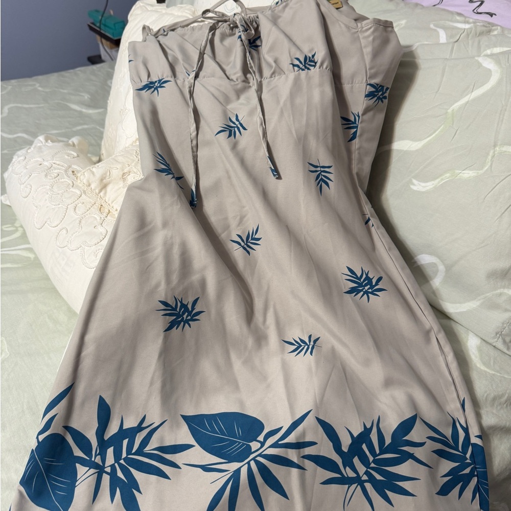 Elegant Grey and Blue Leaf Print SunDress - Picture 1 of 8